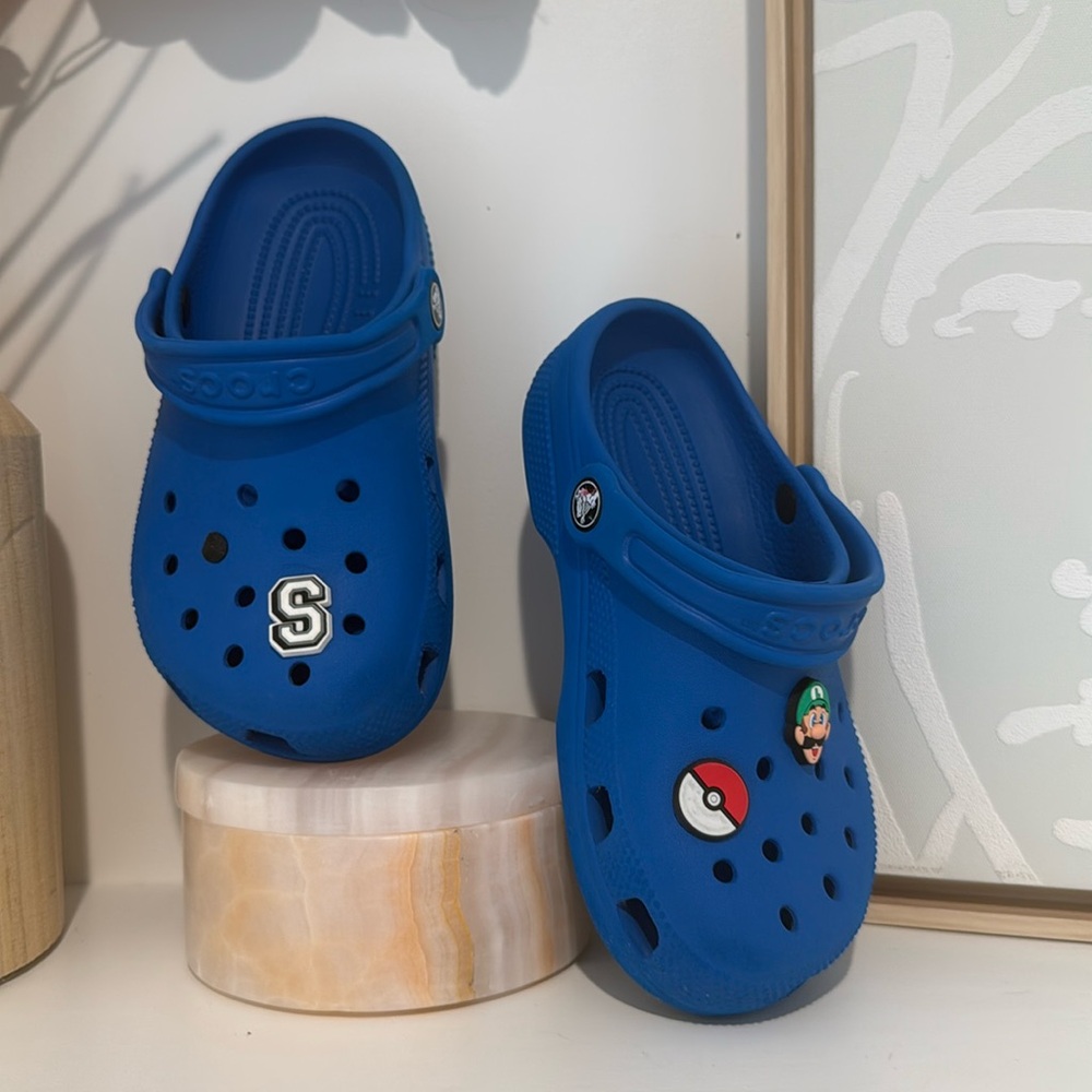 Blue Crocs Boys Size J 1